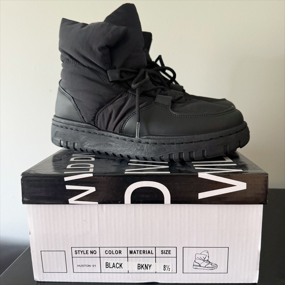 Wild Diva Lounge Huston 01 Black Puffer Ankle Boots Womens 8.5 gorpcore NIB New